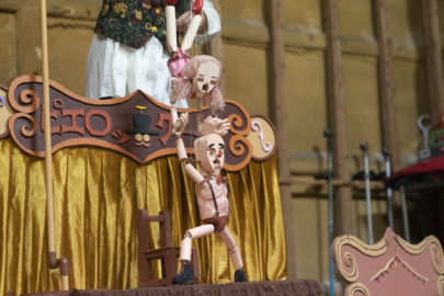 ピエロック一座「森の人形劇」の一幕